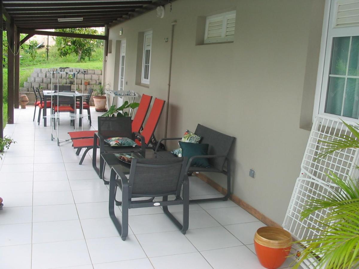 Petit Paradis Apartman Morne la Valeur Kültér fotó